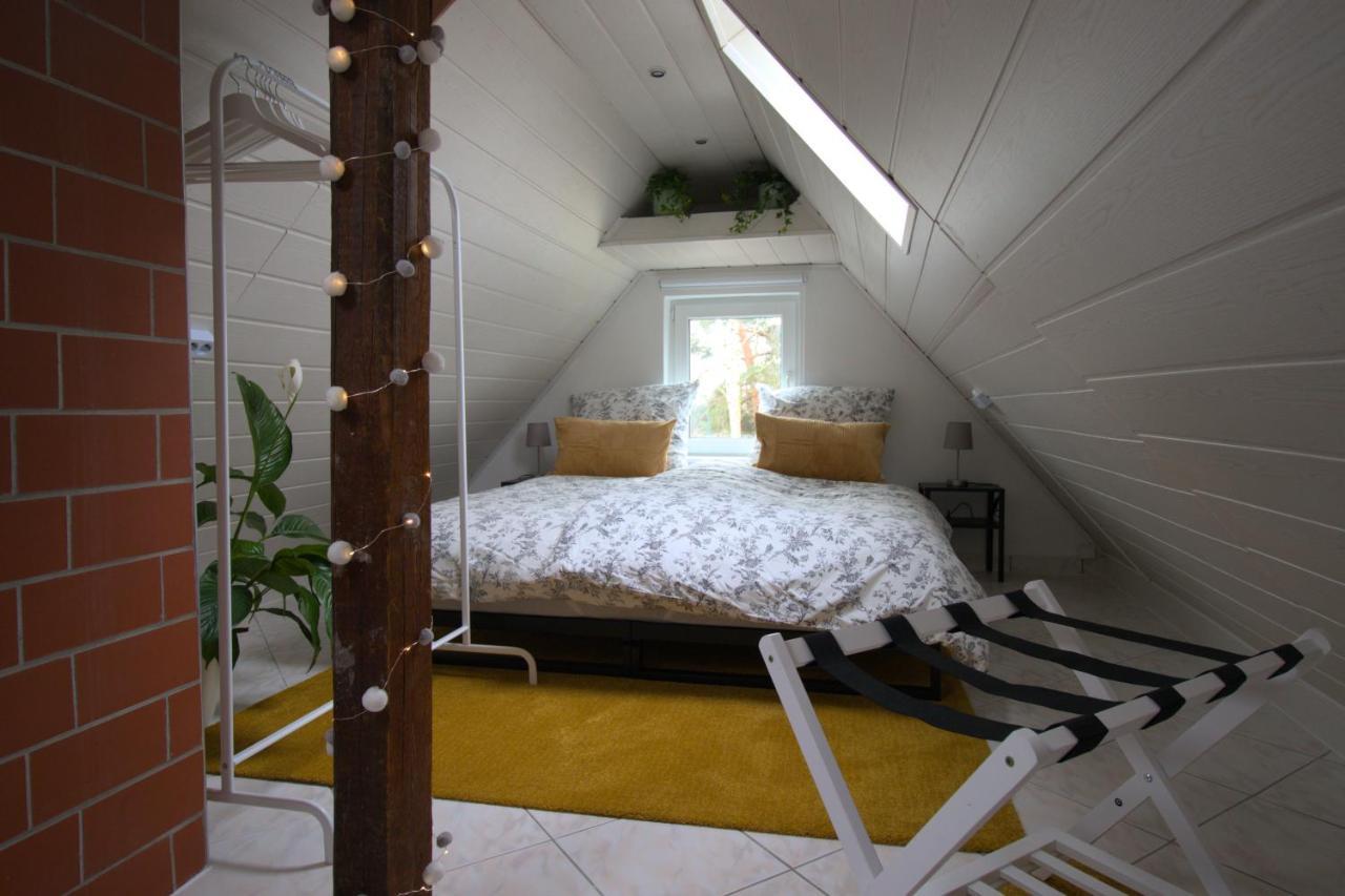 Idyllisches Wohnen In Gruener Oase Appartement Griesheim  Buitenkant foto